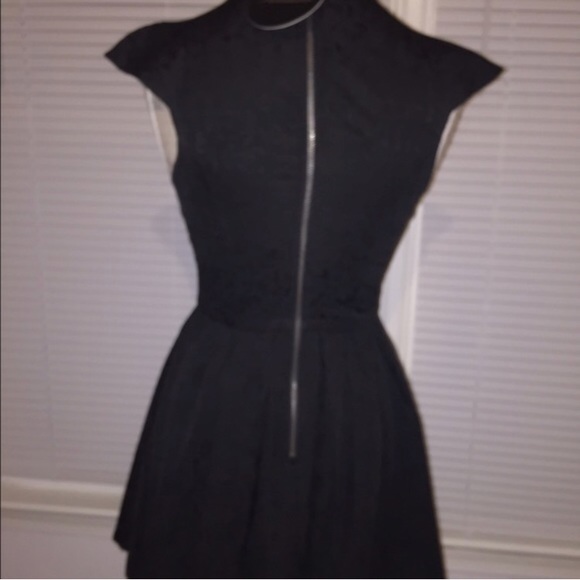 Fit and Flare Black Esther dress ๐host pick๐ - Picture 4 of 6